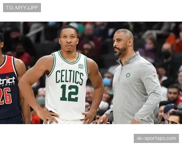 格兰特·威廉姆斯无球跑动制造空间，提升绿军外线效率