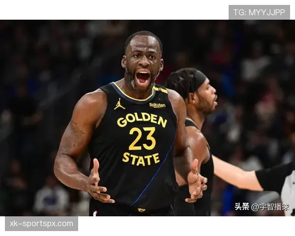 德雷蒙德·格林挡拆中制造错位效率提升，主导球队防守转换节奏